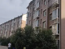 青岚嘉园 南北通透,采光好 装修好,环镜优美 视野好,诚心出售