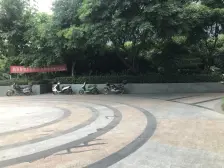 新山村 轻轨志龙居二房41万