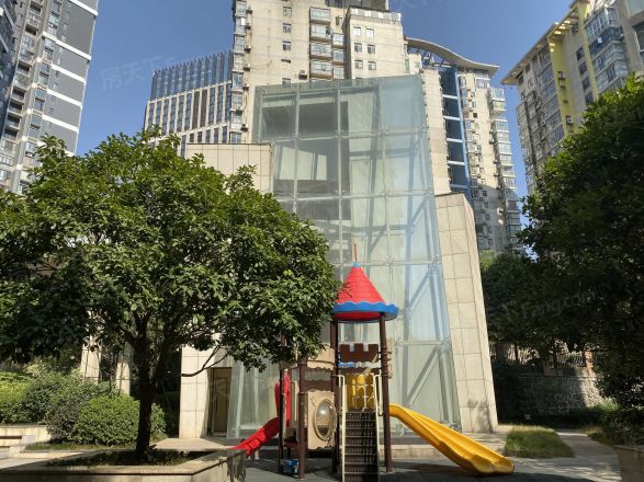 华韵城市海岸商住楼实景图