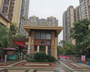蓝光花满庭三期南区3室1厅南北