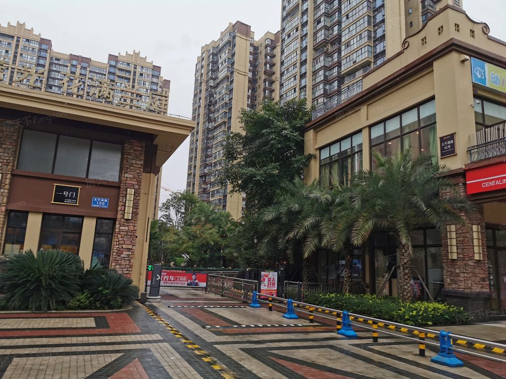 小区相关图