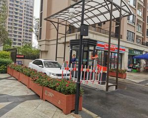 保利城四期中央郡3室1厅北