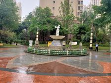 领馆国际城5室2厅北