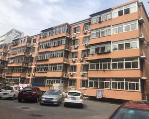 佳莲二期小区南北向两居中间楼层可拎包入住