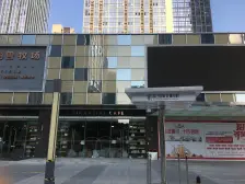 此房为毛坯房,可塑性强,南向通风效果好