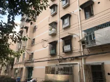 一梯四户,主卧朝南,品质小区,居家装修