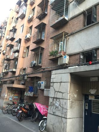 小屯路东里1号院实景图