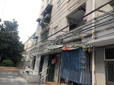 繁华地段,精装修,主卧朝南,采光充足,近商圈