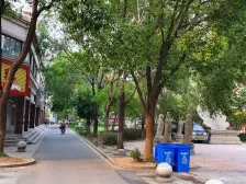 幸福里顶楼复式,房间多,学.区在,价格好谈,诚心出售