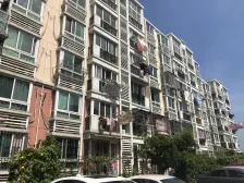 电梯房,二梯四户,主卧朝南,交通便利,环境优美