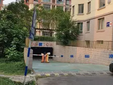 大面积,低总价,旁边公园,生活便利