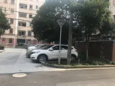 南北户型 + 总价低+ 满五年+ 生活配套完善