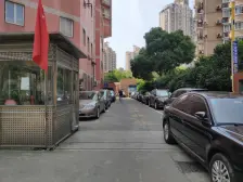 品质小区,小区中心位置,诚意出售,刚需好房