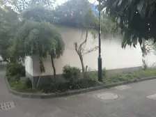 张家弄4楼复式有露台,草桥振华可读,看房随时方便。