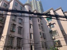 老静安近地铁朝南全明一室半,看房方便