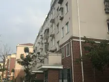 房龄新2016年+一梯两户+中间楼层