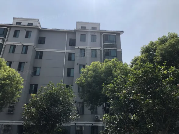 4/10分查看评分松江老城人气小区榜第14名收藏分享房天下>上海二手房>