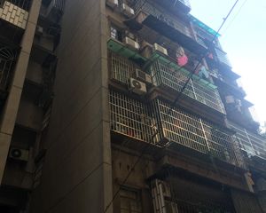 电梯中层南向大三房望花园安静无噪音产权清晰