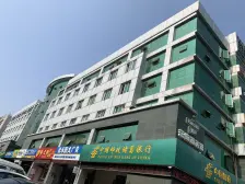 出行方便,购物便利,家家悦就在马路另一边