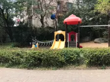 世纪风情三期四号地块 南北通透,采光好 近地铁 中间楼层