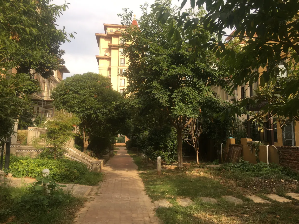 恒茂红谷新城别墅