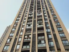 沙滨路 财信沙滨城市A区二房126万