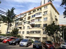 民生小区精装三室,拎包入住,中间楼层