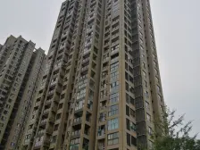 轻轨300米 清水三房 次新小区 金科物业 业主诚心出售