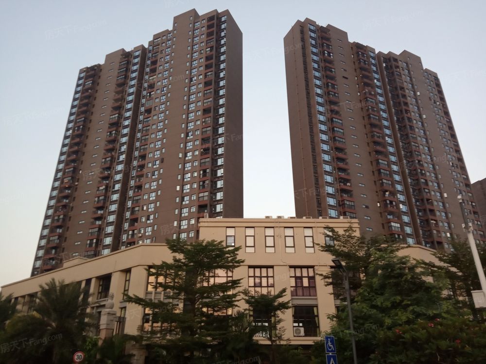 小区相关图