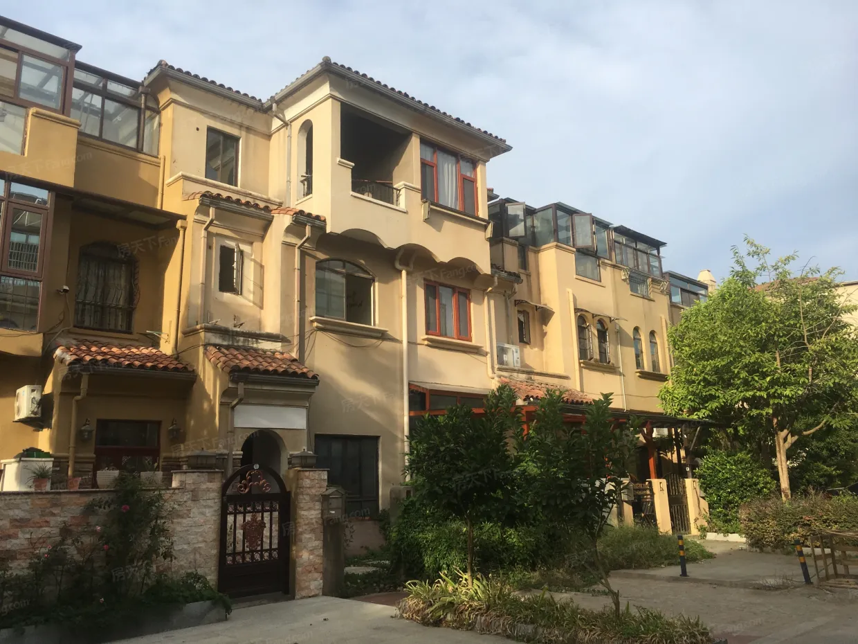 恒茂红谷新城别墅