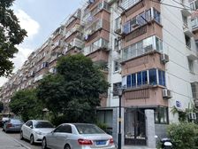 望江楼带车库 3室1厅 东首户 小区干净舒适 适合居住