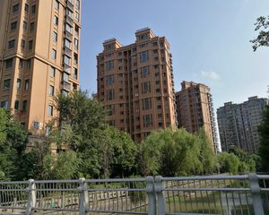 小区中庭可看江精装修3房诚心卖看房方便提前