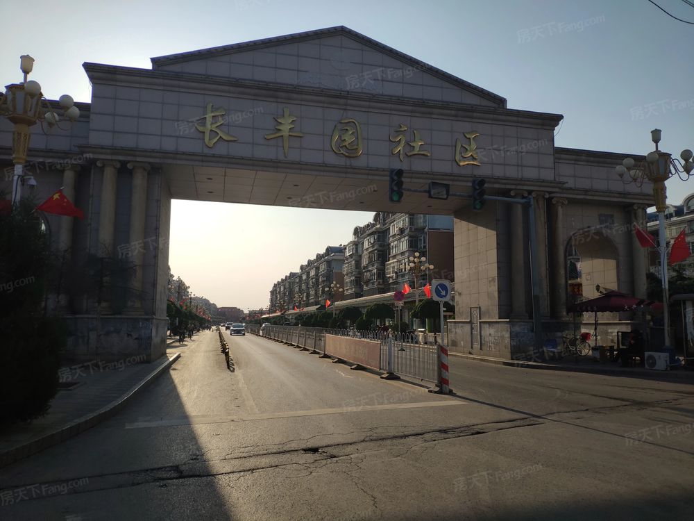 小区相关图