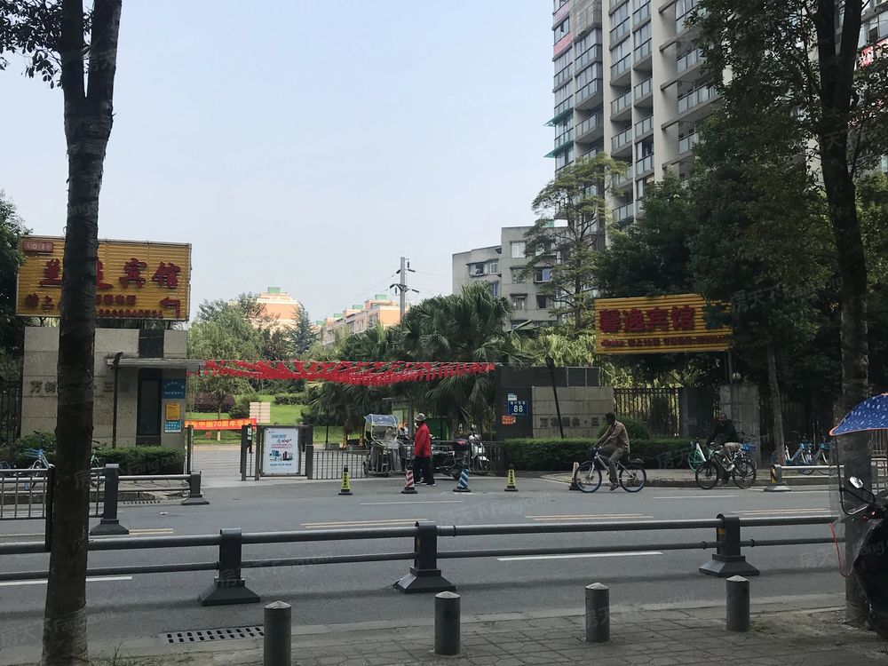 小区相关图