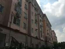 东门品质小区 中高楼层 边套南北通户型 带保姆房