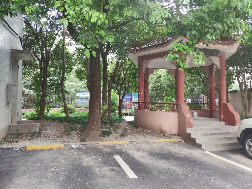 小区相关图