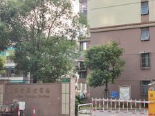 2015年次新小区中间楼层采光好户型方正