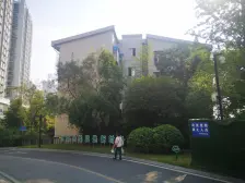 三房双卫 次新房 户型方正 配套齐全