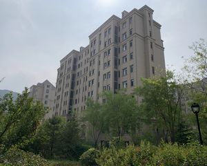 小区c位视野景观好3室2卫装修保持好适合一家三代
