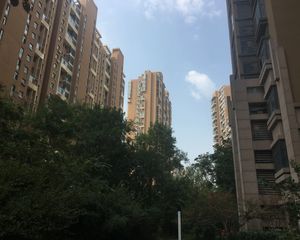 金晨嘉园4室2厅南