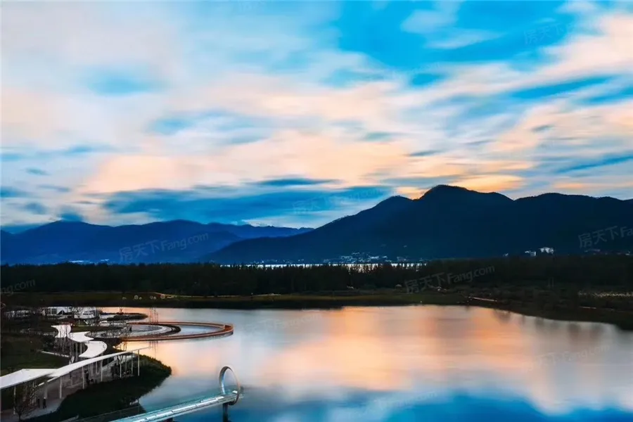 中国邛海17度国际旅游度假区