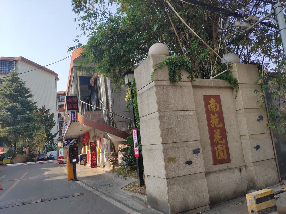 小区相关图