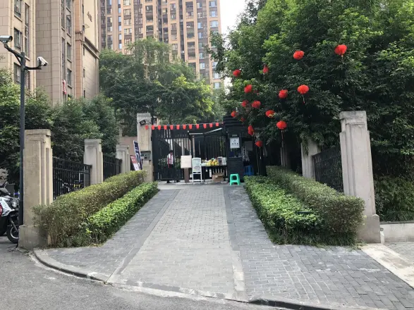 保利花半里一期实景图