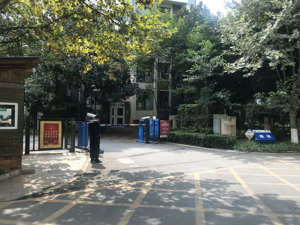 小区相关图