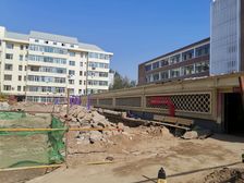 此房面积小购房成本低空户未用,可随时看房