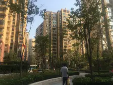 郑东新区旁 小高层 双气 不临街不临路 精装修拎包入住