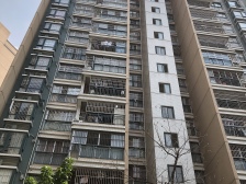 香格里拉,广西大学东门,人流量大