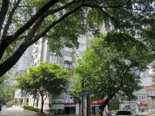 小龙坎正街 大一室一厅户型方正诚心出售