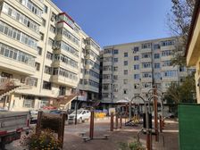 东方红小区 一屋一厨 中间楼层 看房方便