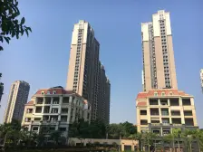 嘉和城温泉小镇1房1厅诚意出售,楼层视野好。